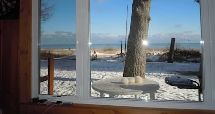 Oscoda area - relax and enjoy family time on a Lake Huron sugar sand beach