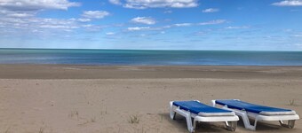 Oscoda area - relax and enjoy family time on a Lake Huron sugar sand beach