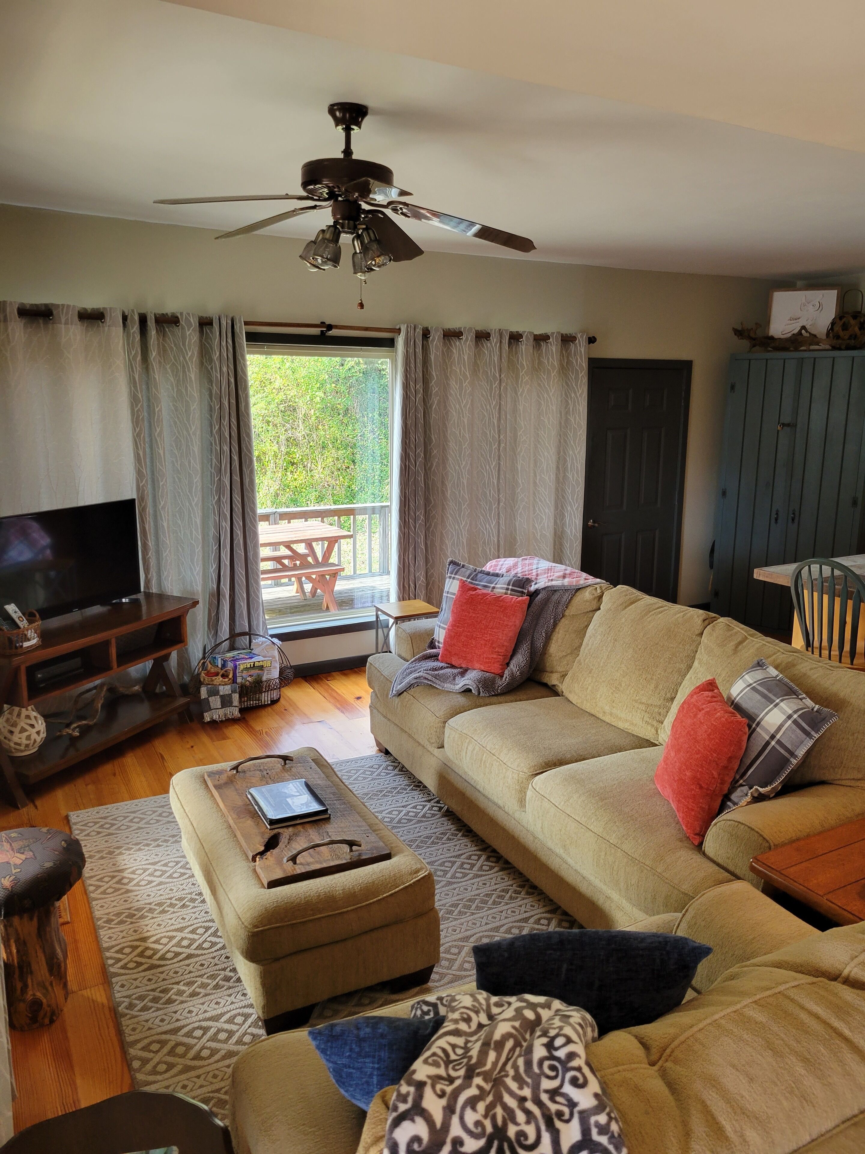 Chessmond ferry cabin