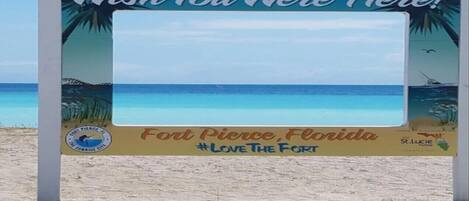 Beach nearby, sun-loungers, beach towels