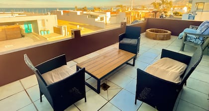 Jacuzzi, Oceanfront Community Huge Ocean view 5 bedroom home gated 24/7 Security