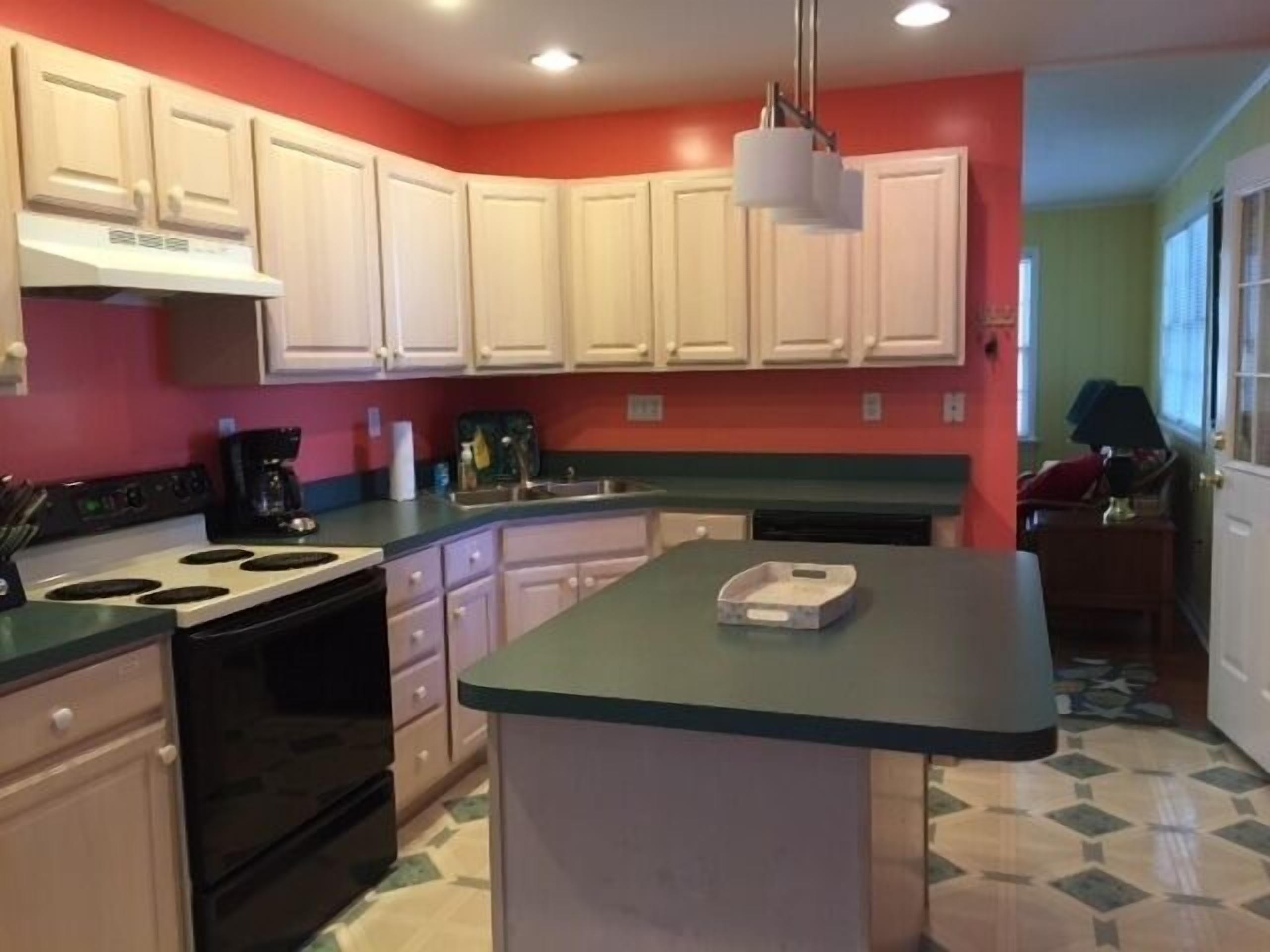 Recently renovated! Select dates remain for 2023!