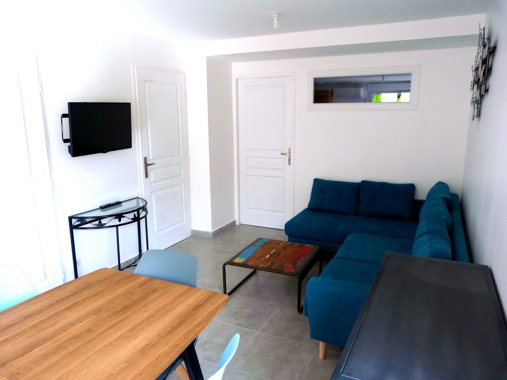 Villa bord de Sorgue - 6 people - Indoor heated pool