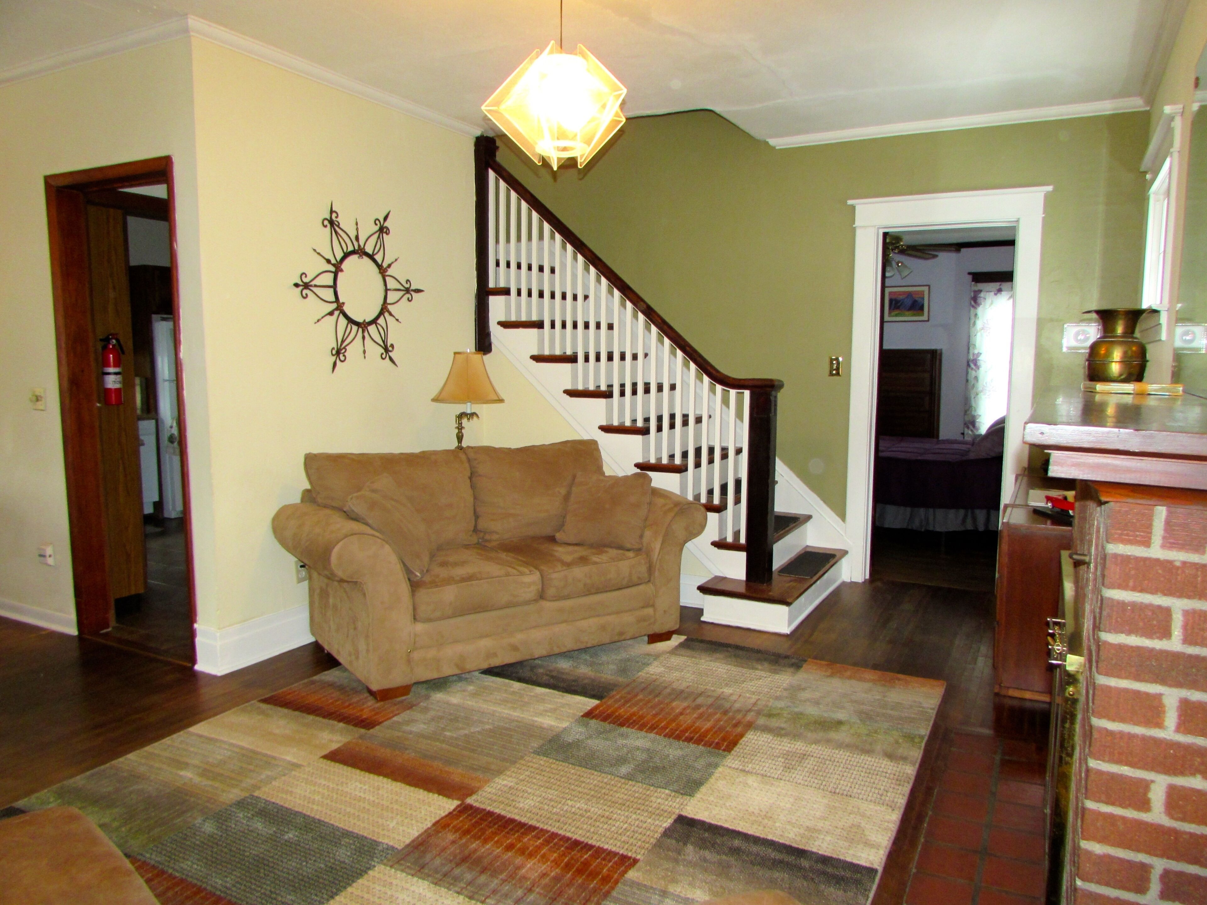 Minutes to Niagara Falls State Park