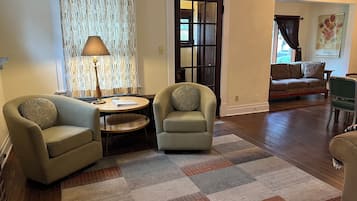 Smart TV, DVD player, books