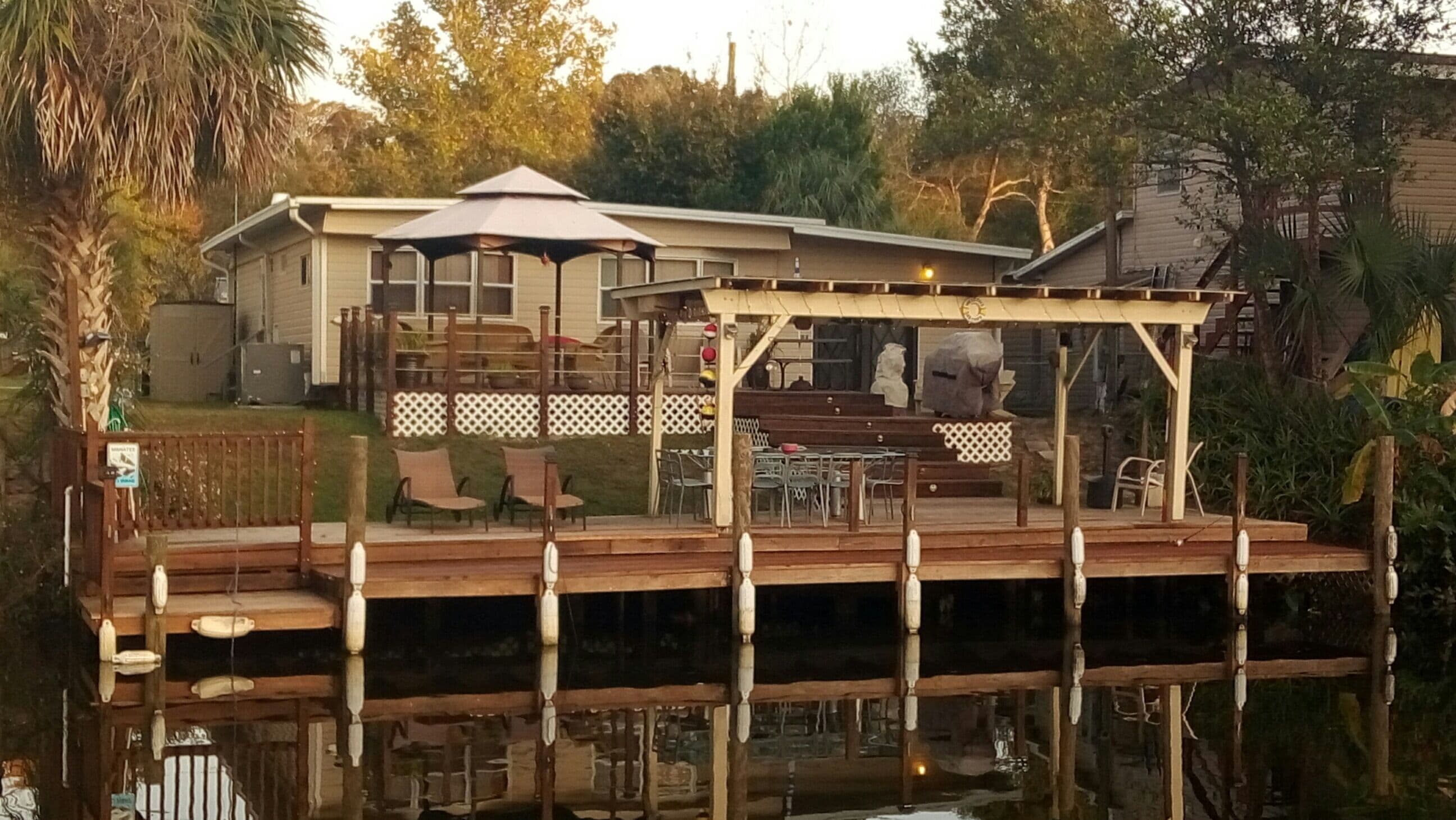 The Manatee Hideaway-3Bed-2Bath-2 Decks-50'Dock-5 Kayak-Canoe-Bikes-2Day Wkd2024
