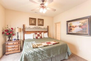 3 bedrooms, iron/ironing board, WiFi, bed sheets