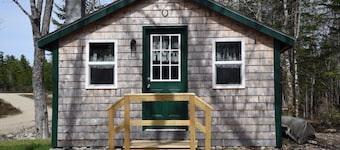 A Family Owned & Family Oriented Cabin Retreat