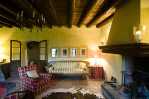 Interior - Exclusive Venice and Veneto Villa with Hilltop Panoramic View  (Teolo, Padova)