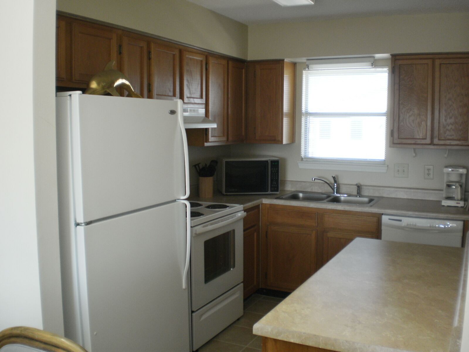 2BR/2BA Condo -Balcony Views of Ocean and Lagoon