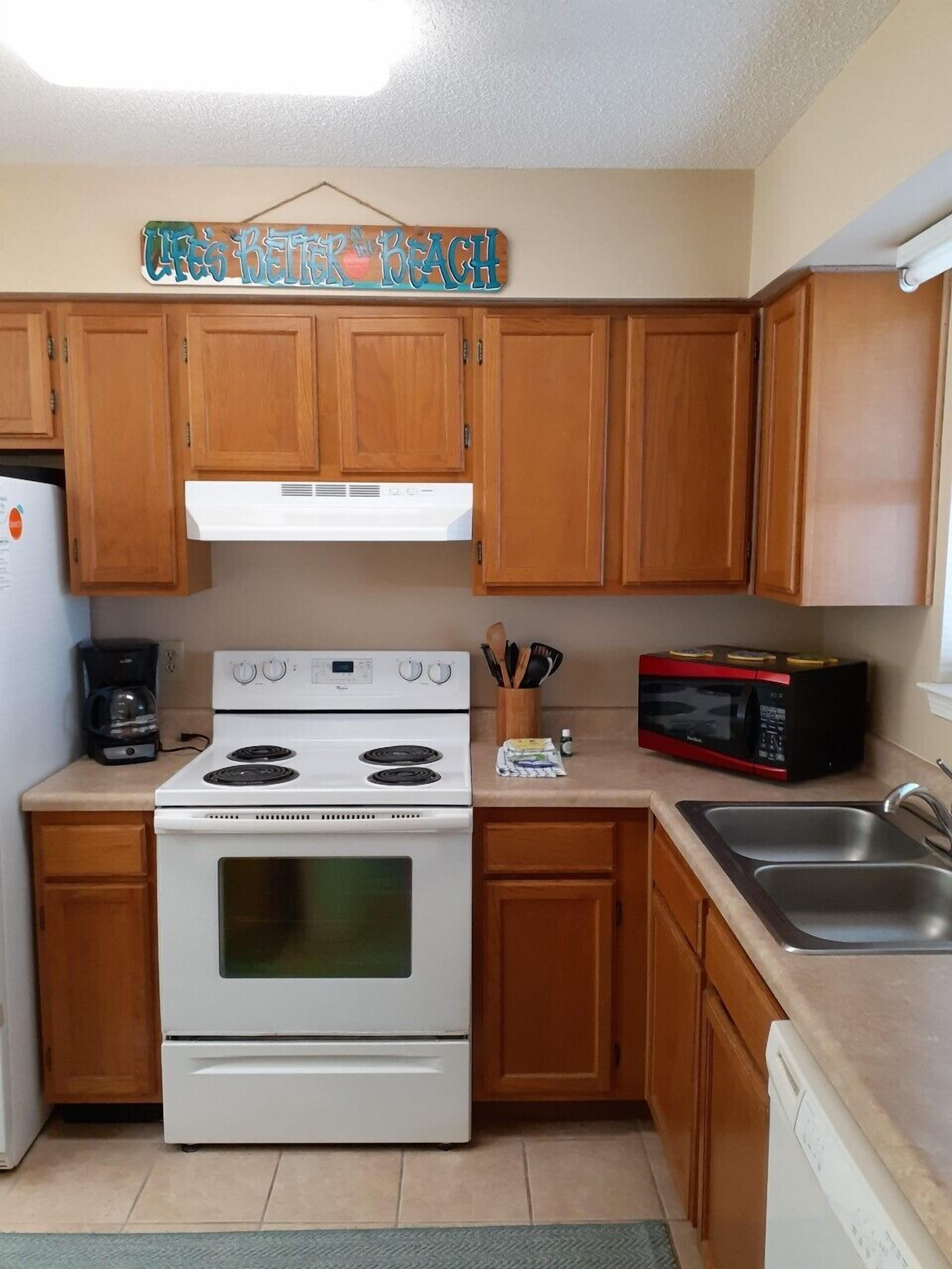 2BR/2BA Condo -Balcony Views of Ocean and Lagoon