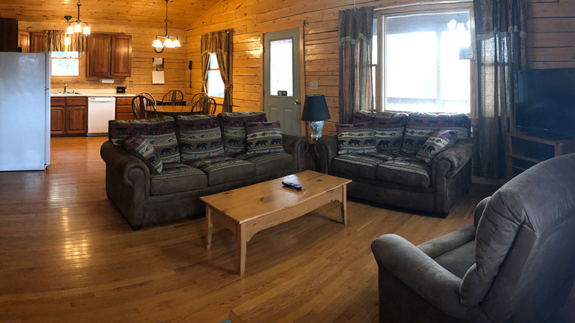 2 BR Mountain View Cabin with Direct ATV/Snowmobile Access