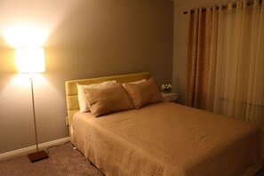 5 Schlafzimmer, Bügeleisen/Bügelbrett, kostenloses WLAN, Bettwäsche