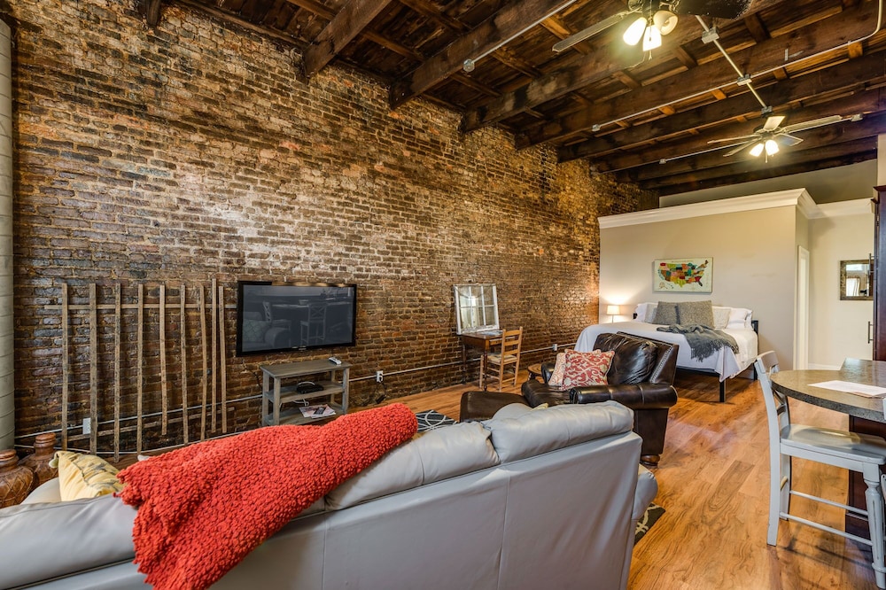 Downtown Loft Apartment