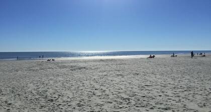 Early Booking Discount! Perfect Location with Beautiful Water & Sunset Views!