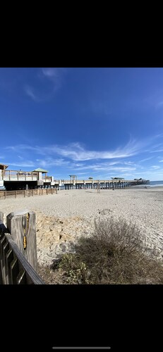 Early Booking Discount! Perfect Location with Beautiful Water & Sunset Views! 