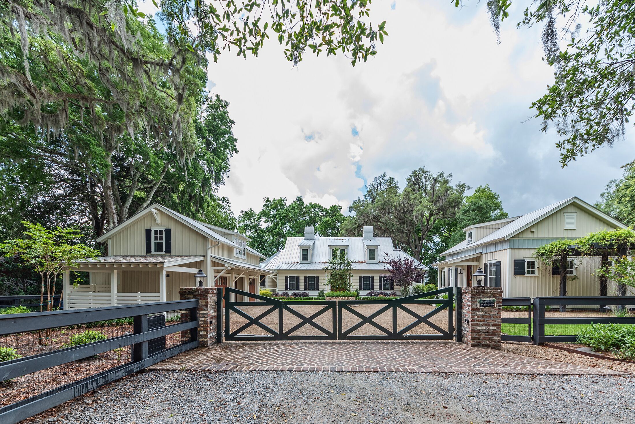 Cedar Bluff Carriage House on May River in Old Town Bluffton
