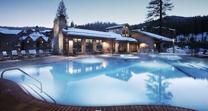 Ski-in/Ski-out Village at Northstar Residence! - 310 Iron Horse South