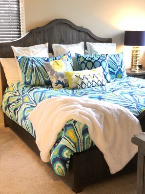 4 habitaciones, tabla de planchar con plancha y cuna de viaje 