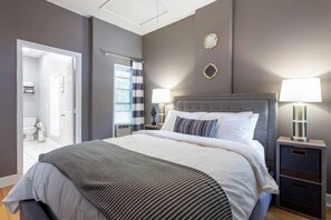 2 chambres, fer et planche à repasser, Wi-Fi gratuit, draps fournis