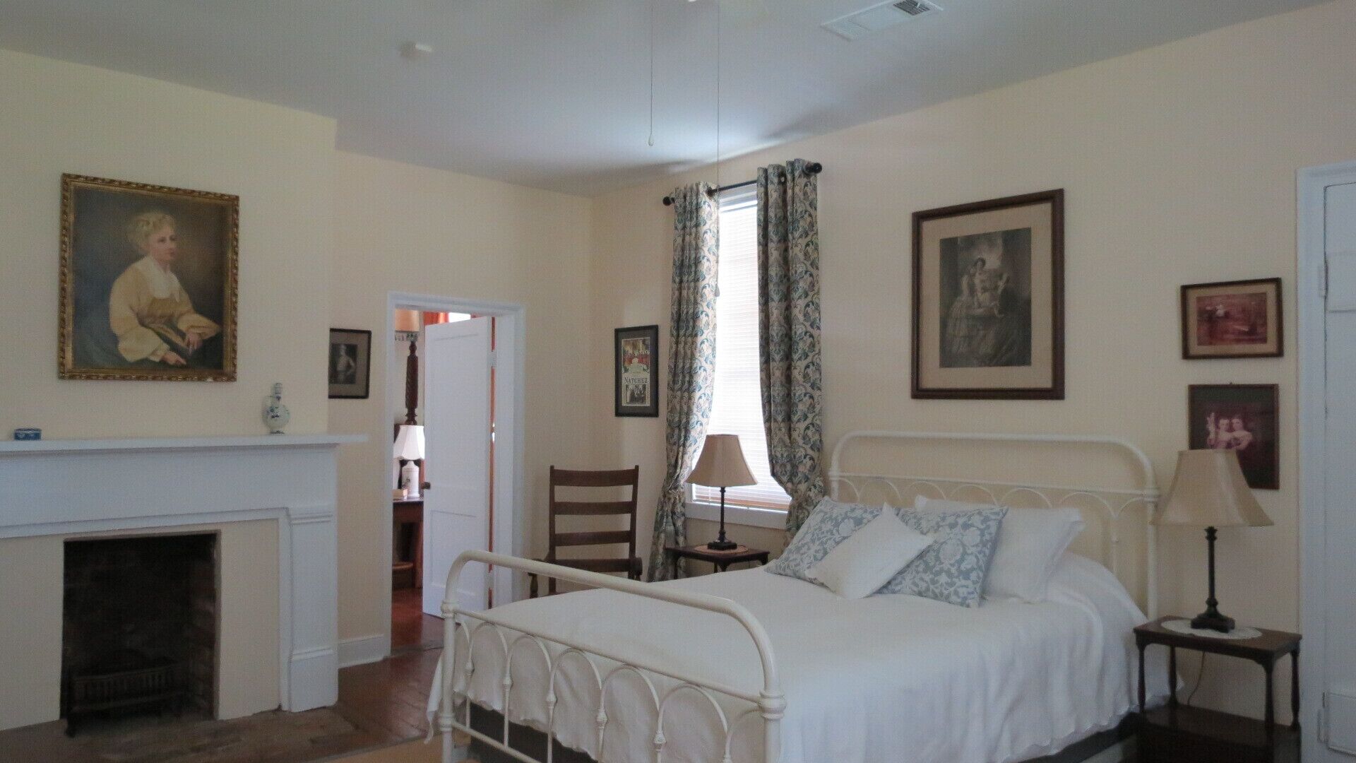 Great for a family or girlfriends getaway! 10 minutes from downtown Natchez