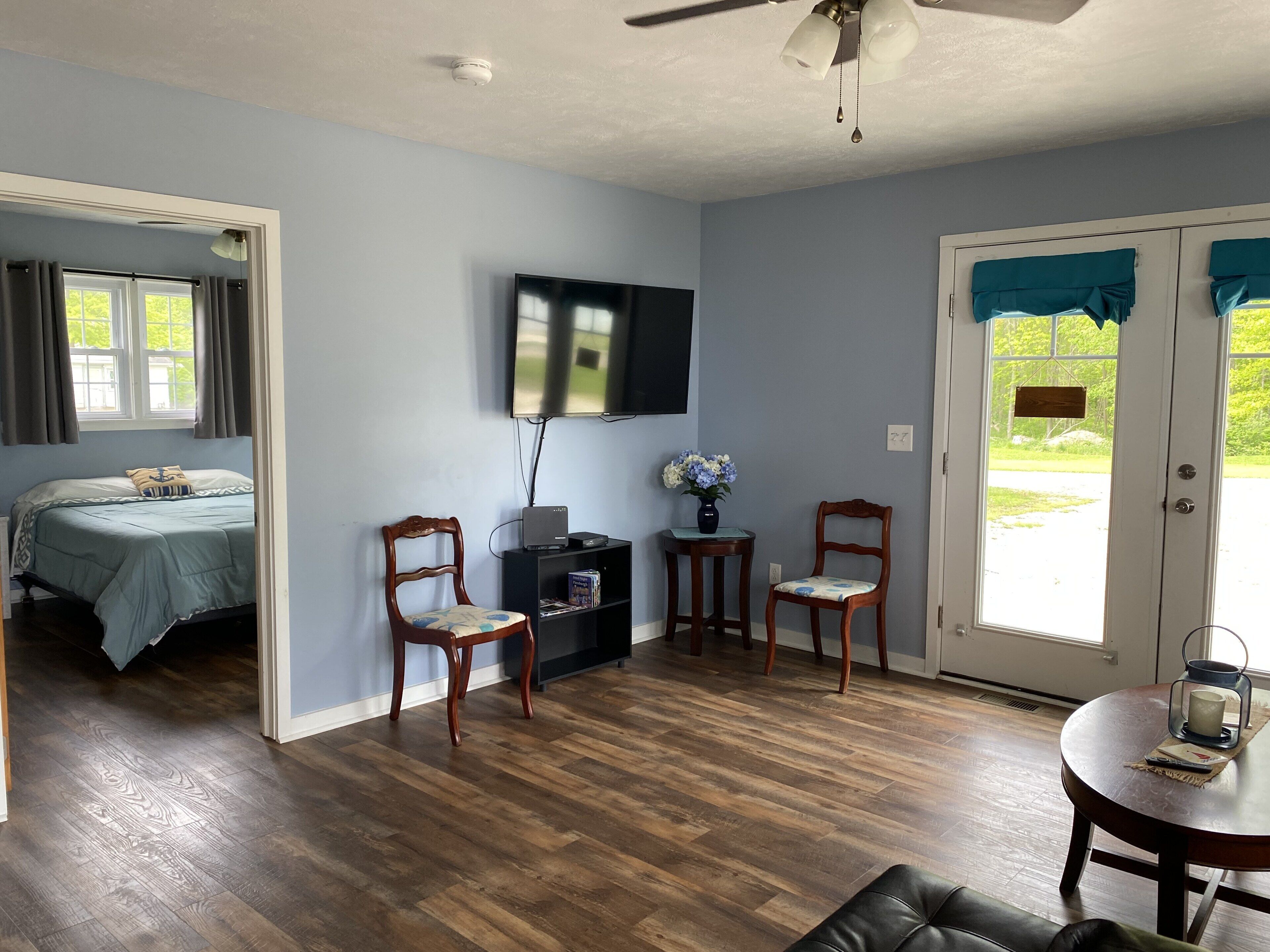 "The Cove House" 2 bedroom cottage 