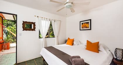 Beachwalk Casita>AC>Full Kitchen>Laundry>300mbps WIFI>