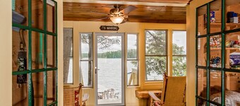 Timeless Lakefront Cottage with private dock- East Pond Belgrade Lakes Region