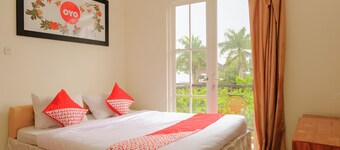 OYO Life 414 Loji Rejo Guest House