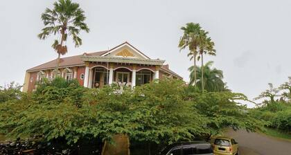 OYO Life 414 Loji Rejo Guest House