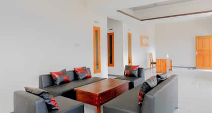 Hotel O Queen Homestay