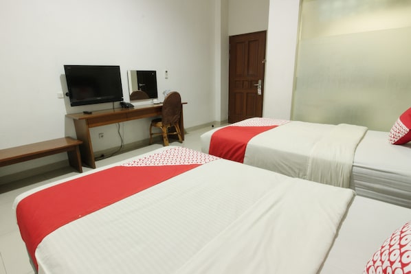 Free WiFi, bed sheets