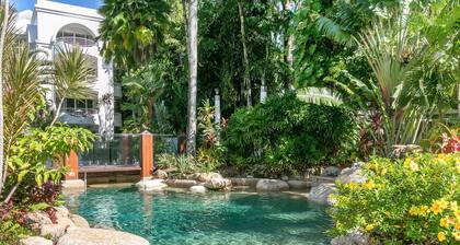 Poolside Apt In Alamanda Beachfront Resort 55
