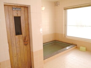 Public bath - Petit Hotel Peter Rabbit (Hakuba)