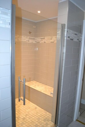 Condo, 3 Bedrooms | Bathroom