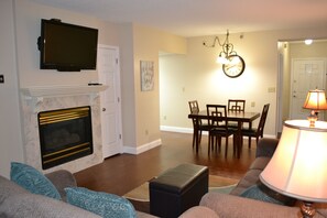 Living room - Attractive 504 2BD Condo with Private Balcony and Jacuzzi Tub by RedAwning (Pigeon Forge)