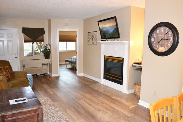 Apartment, 2 Schlafzimmer | Wohnbereich