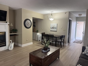 Apartment, 2 Schlafzimmer | Wohnbereich