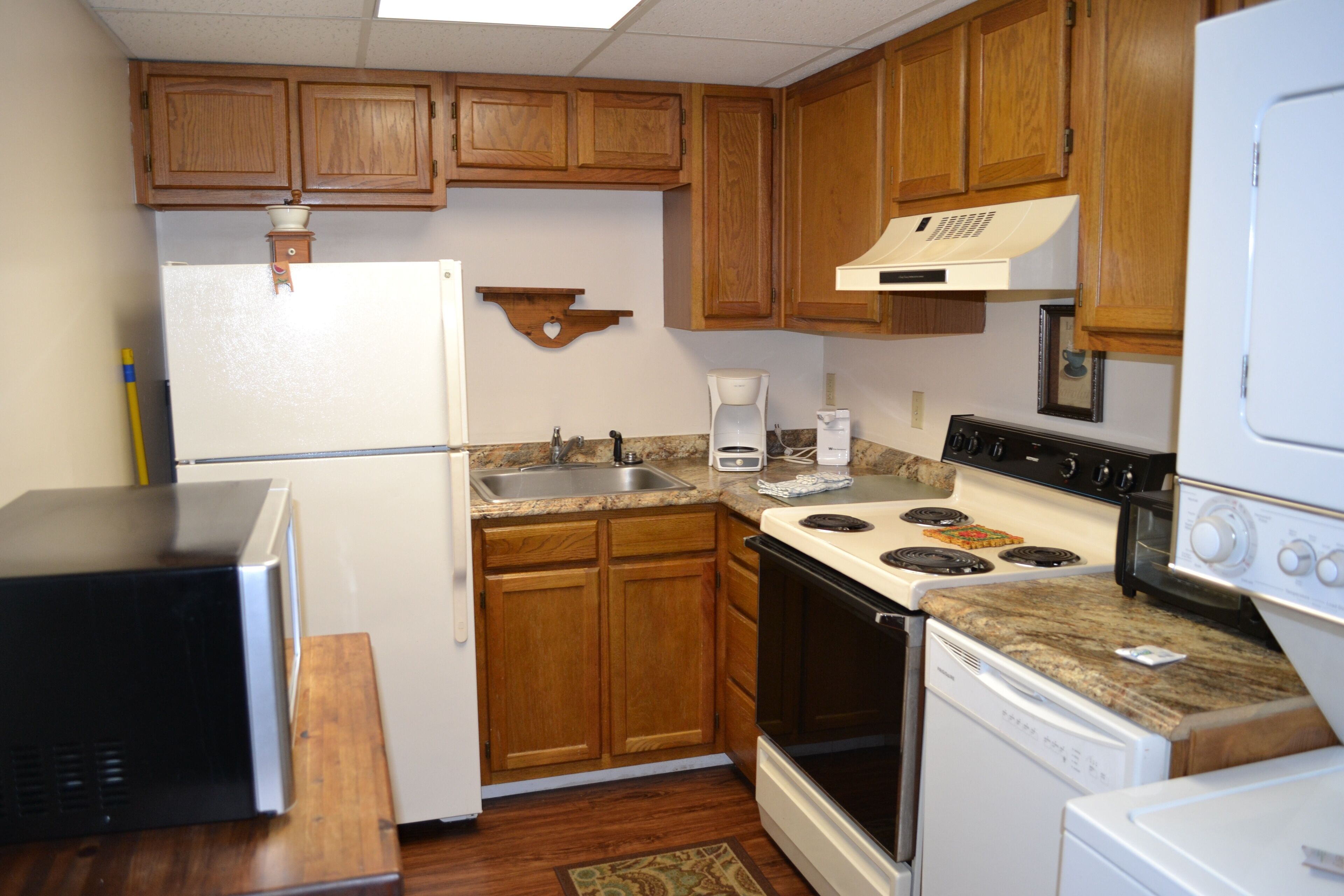 Condo, 2 Bedrooms | Private kitchen | Fridge, coffee/tea maker