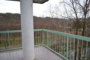 Appart'hôtel, 2 chambres | Balcon