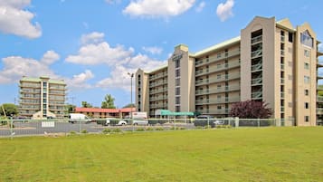 Condo, 2 Bedrooms | Exterior