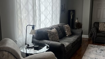 Condo, 2 Bedrooms | Living area