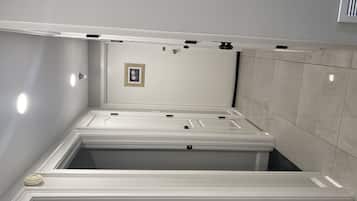 Condo, 3 Bedrooms | 3 bedrooms, free WiFi