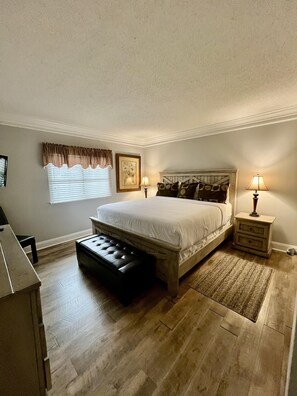 Condo, 2 Bedrooms | 2 bedrooms, free WiFi