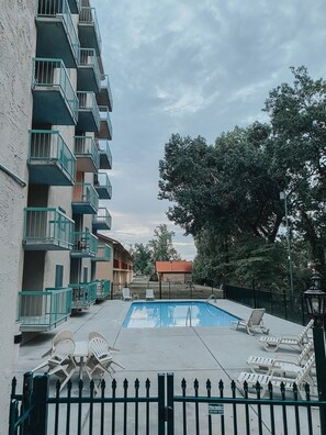 Condo, 2 habitaciones | Alberca