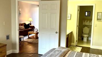 Condo, 2 Bedrooms | 2 bedrooms, free WiFi