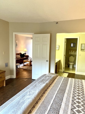 2 bedrooms, free WiFi - Smoky Mountains 205 2BD Condo with Private Balcony by RedAwning (Pigeon Forge)
