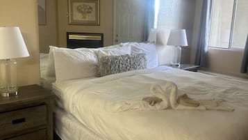 Condo, 1 Bedroom | 1 bedroom, free WiFi