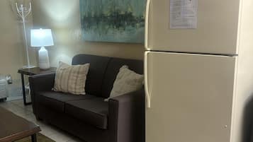 Condo, 1 Bedroom | Living area