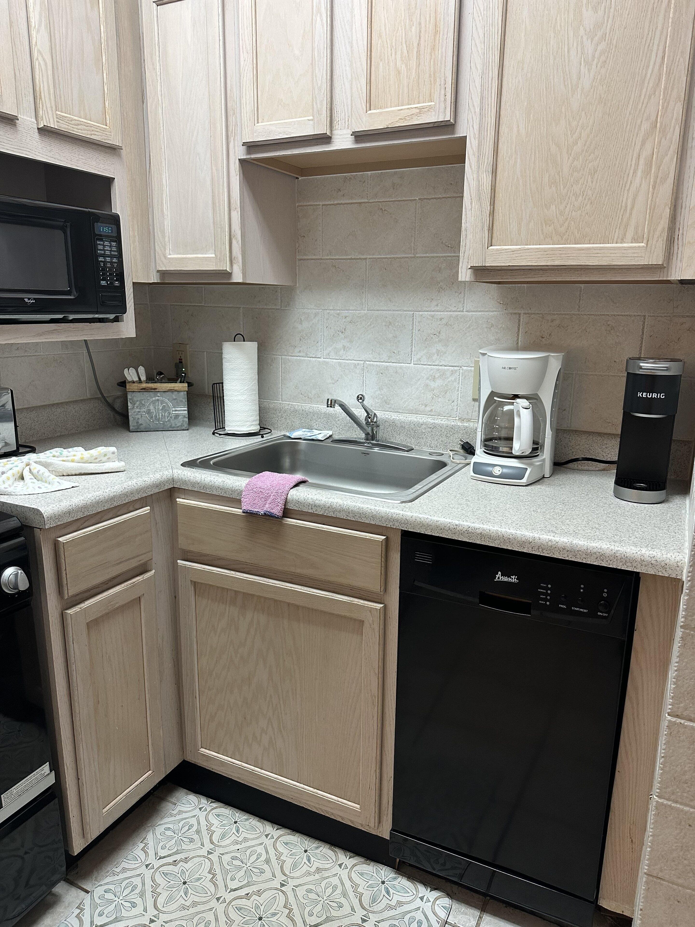 Condo, 1 Bedroom | Private kitchen | Fridge, coffee/tea maker